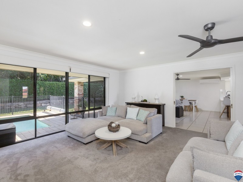 26 Attenborough Circuit, Redland Bay QLD 4165