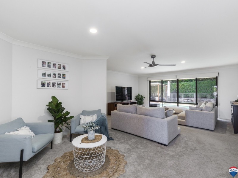 26 Attenborough Circuit, Redland Bay QLD 4165