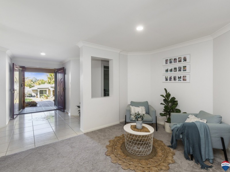 26 Attenborough Circuit, Redland Bay QLD 4165