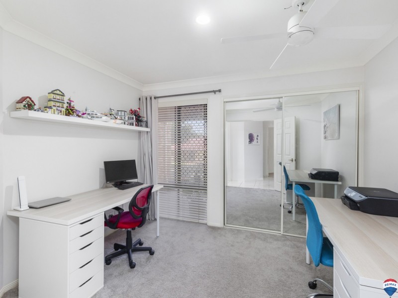 26 Attenborough Circuit, Redland Bay QLD 4165