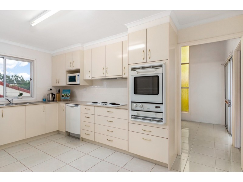 14 Magpie Street, Birkdale QLD 4159