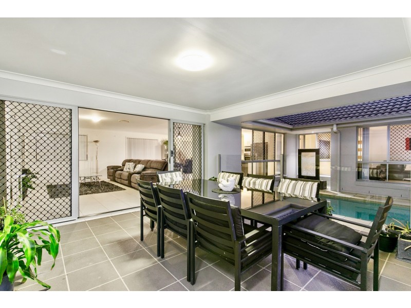 8 Beutel Place, Thornlands QLD 4164