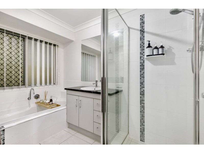 8 Beutel Place, Thornlands QLD 4164