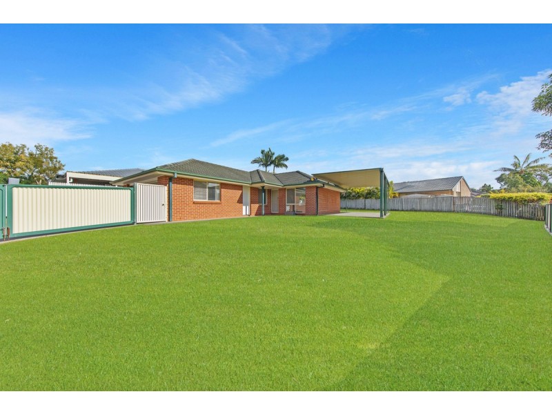 14 Chesterfield Crescent, Wellington Point QLD 4160