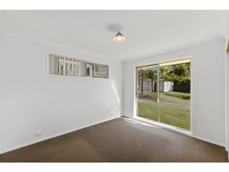 14 Chesterfield Crescent, Wellington Point QLD 4160