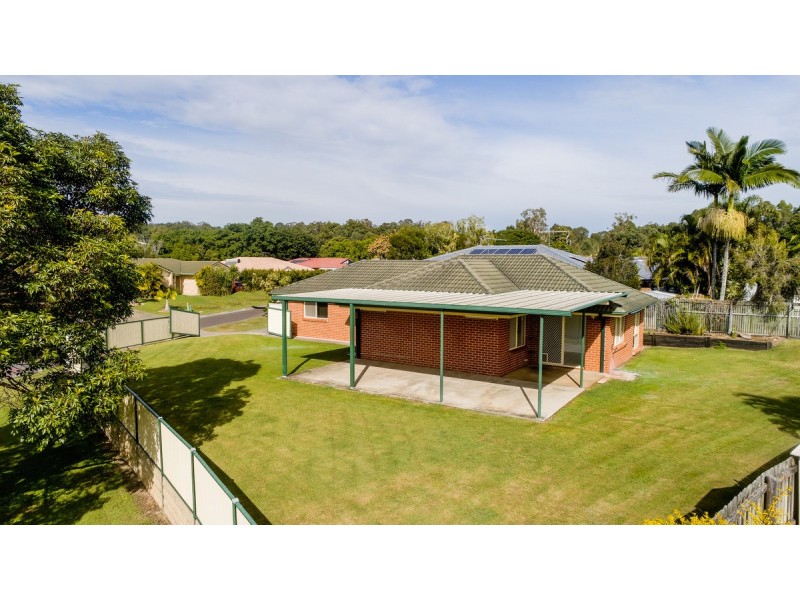 14 Chesterfield Crescent, Wellington Point QLD 4160