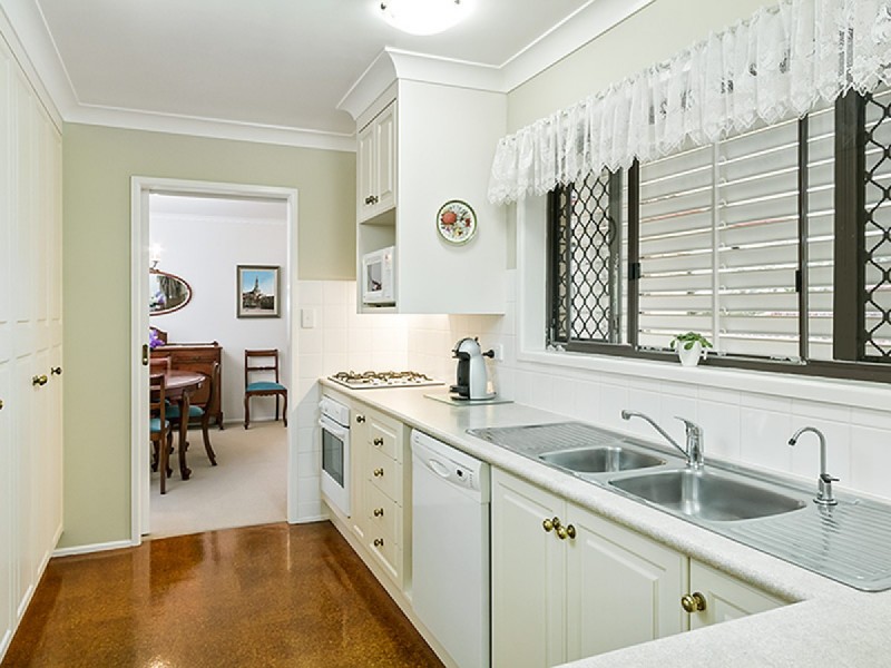 17 Windsor Street, Alexandra Hills QLD 4161