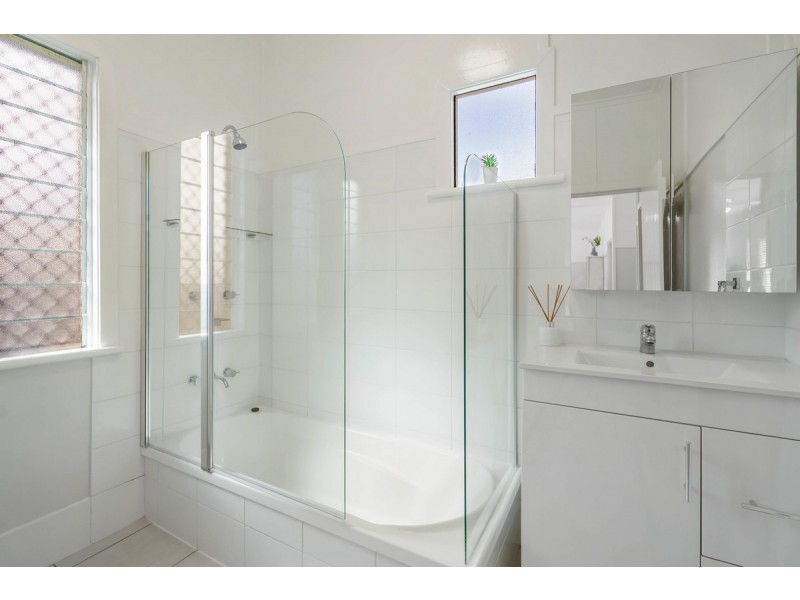 31 Yeo Street, Victoria Point QLD 4165
