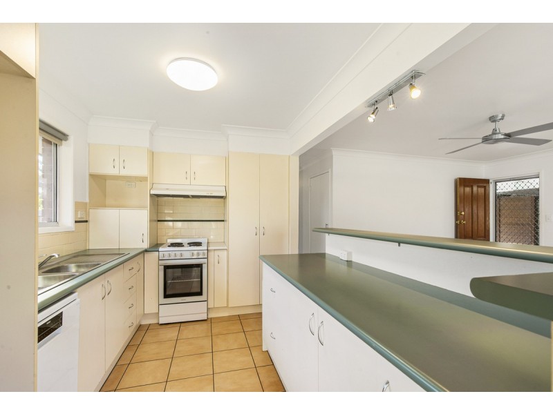 16 Hampshire Crescent, Alexandra Hills QLD 4161