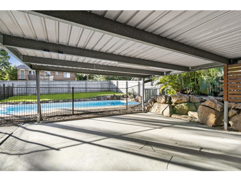 16 Hampshire Crescent, Alexandra Hills QLD 4161