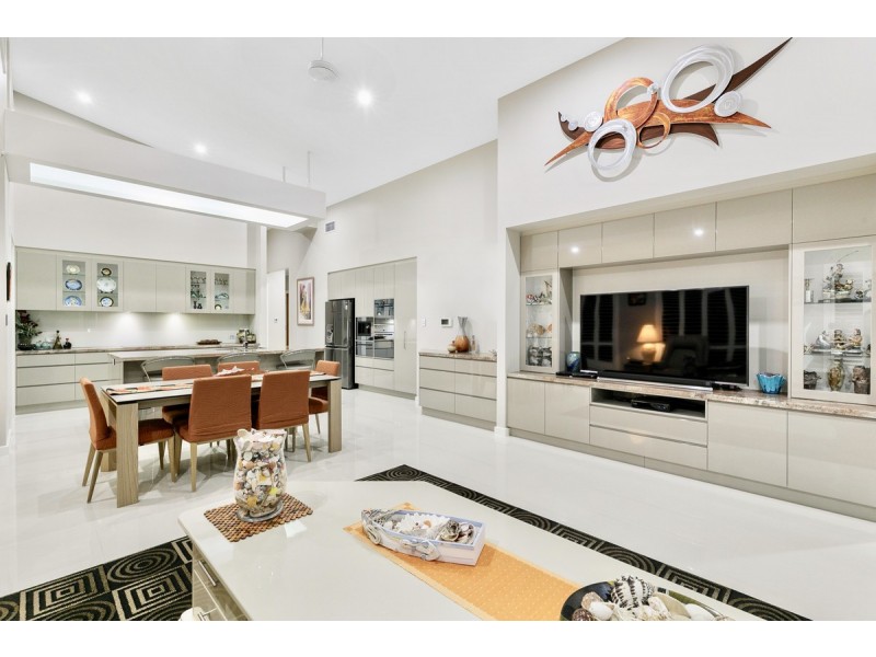 1 Redbill Close, Thornlands QLD 4164