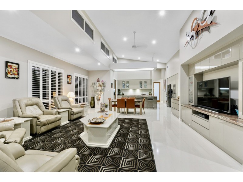 1 Redbill Close, Thornlands QLD 4164