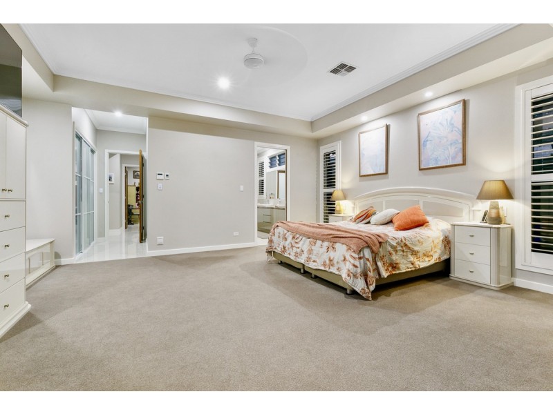 1 Redbill Close, Thornlands QLD 4164