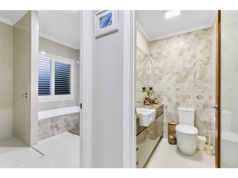 1 Redbill Close, Thornlands QLD 4164