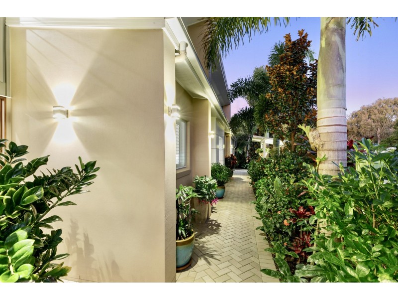 1 Redbill Close, Thornlands QLD 4164