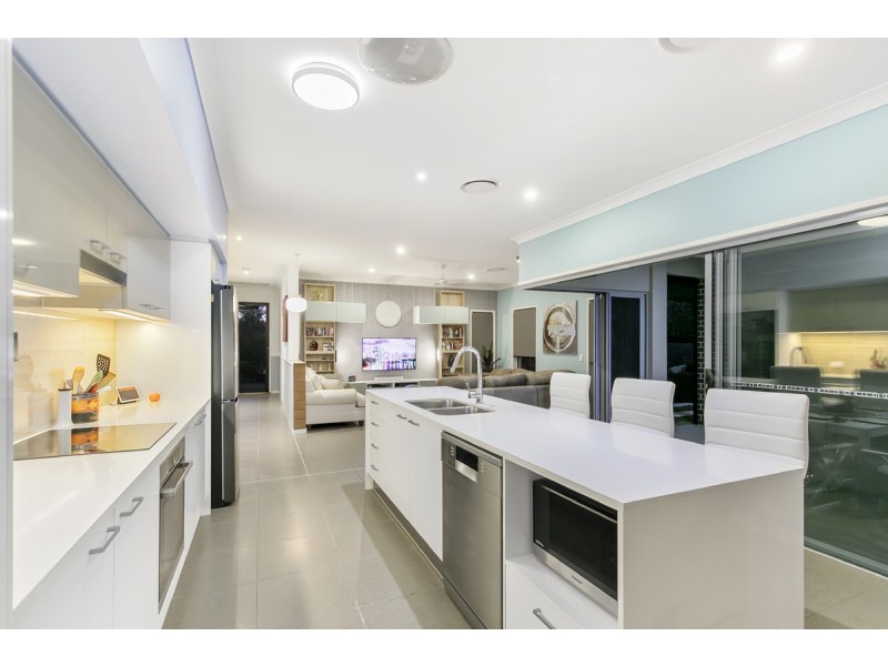 214 Hardwood Drive, Mount Cotton QLD 4165