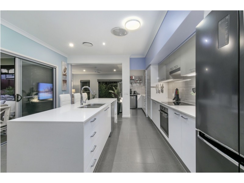 214 Hardwood Drive, Mount Cotton QLD 4165