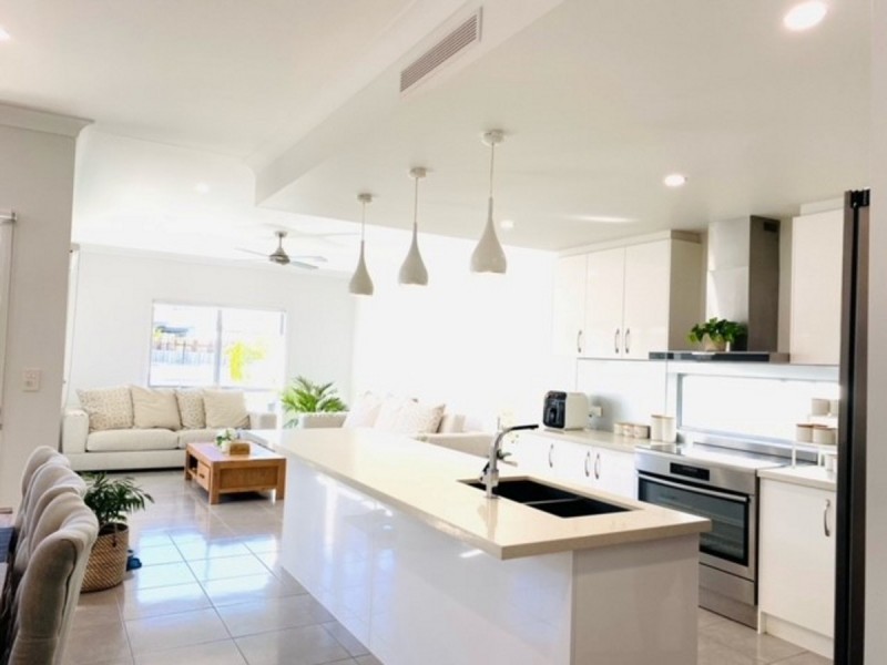 12 Rosemary, Thornlands QLD 4164