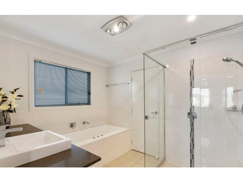 12 Rosemary, Thornlands QLD 4164