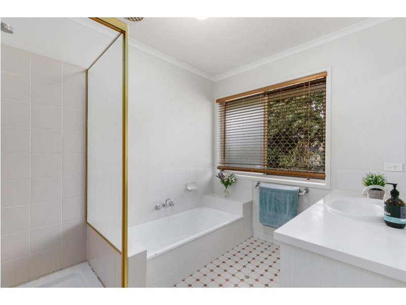 25 Glover Drive, Alexandra Hills QLD 4161