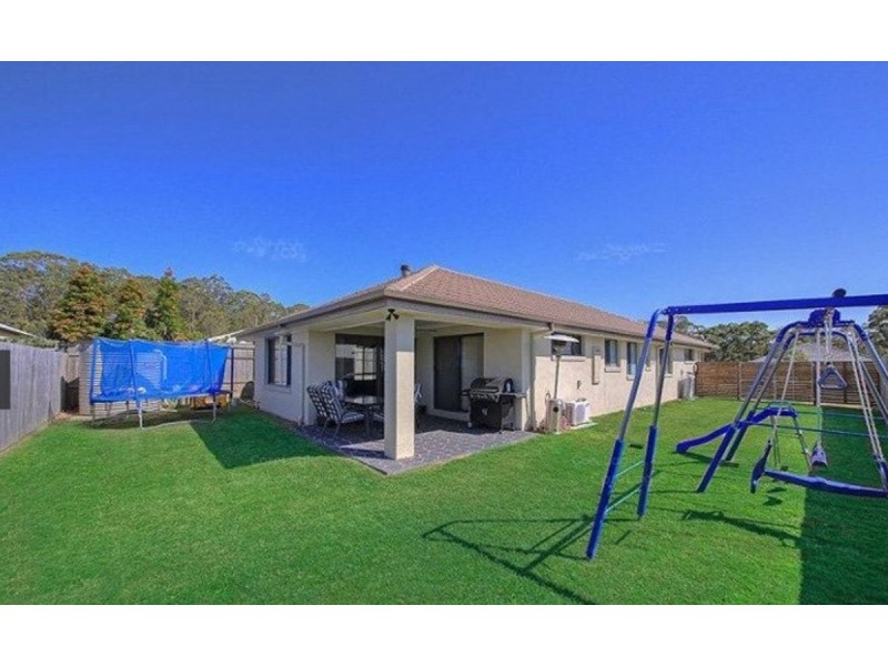 7 Estuary Avenue, Victoria Point QLD 4165