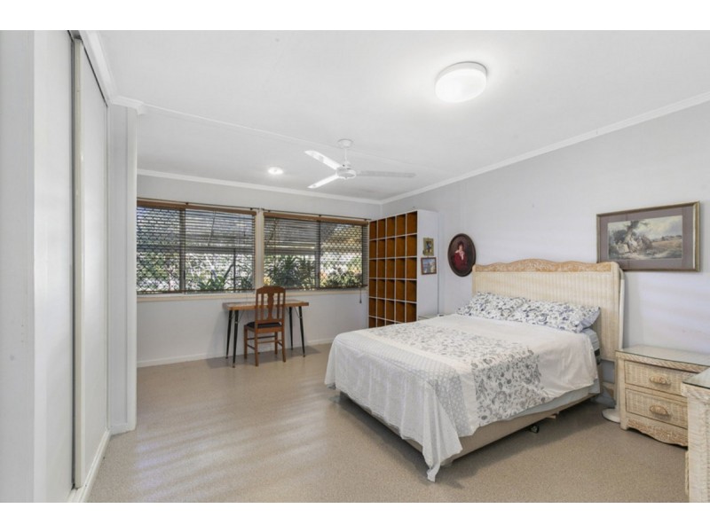 21 Thompson Street, Victoria Point QLD 4165