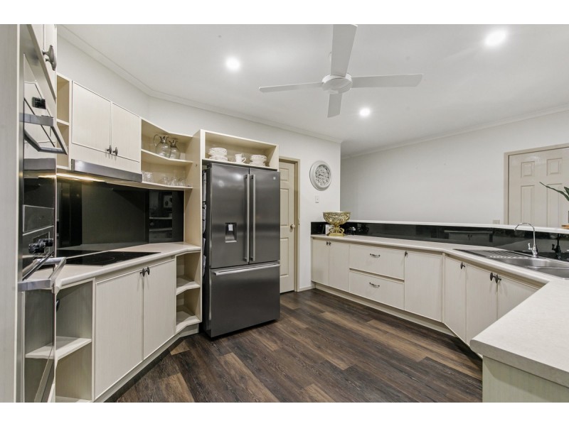 2 Montgomery Drive, Wellington Point QLD 4160