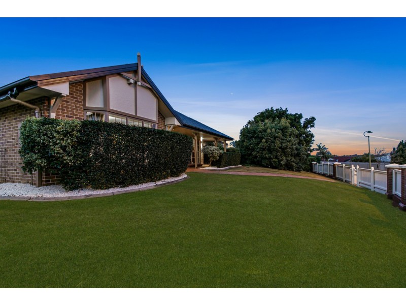 2 Montgomery Drive, Wellington Point QLD 4160