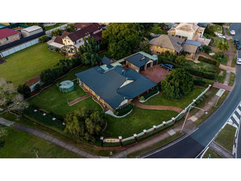 2 Montgomery Drive, Wellington Point QLD 4160