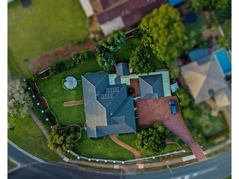 2 Montgomery Drive, Wellington Point QLD 4160