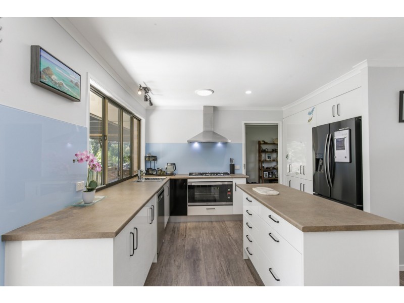 12 Buenavista Avenue, Thornlands QLD 4164