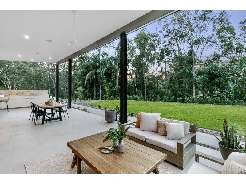 62 Winston Road, Sheldon QLD 4157