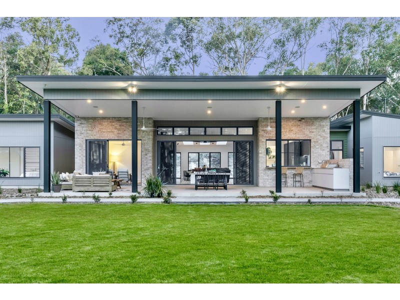 62 Winston Road, Sheldon QLD 4157