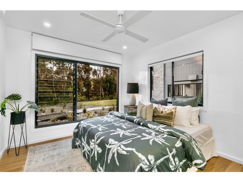 62 Winston Road, Sheldon QLD 4157