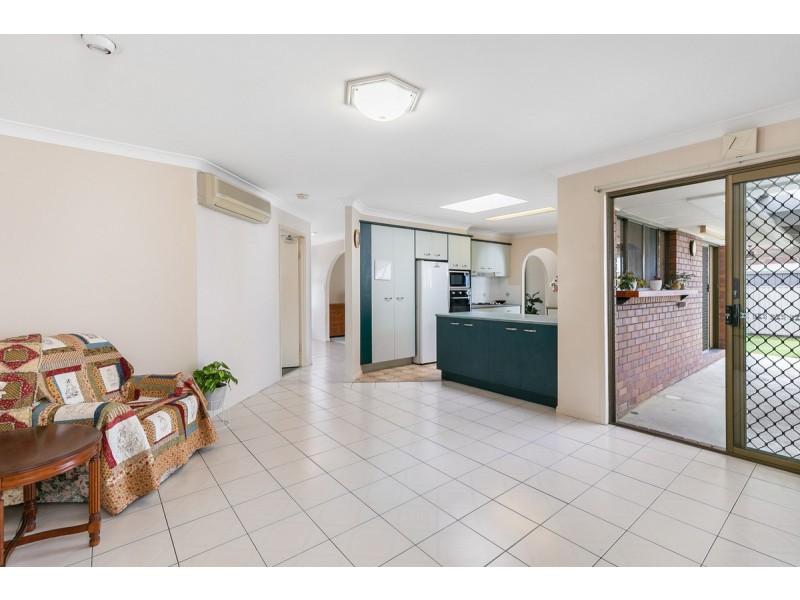 25 Ellora Street, Alexandra Hills QLD 4161