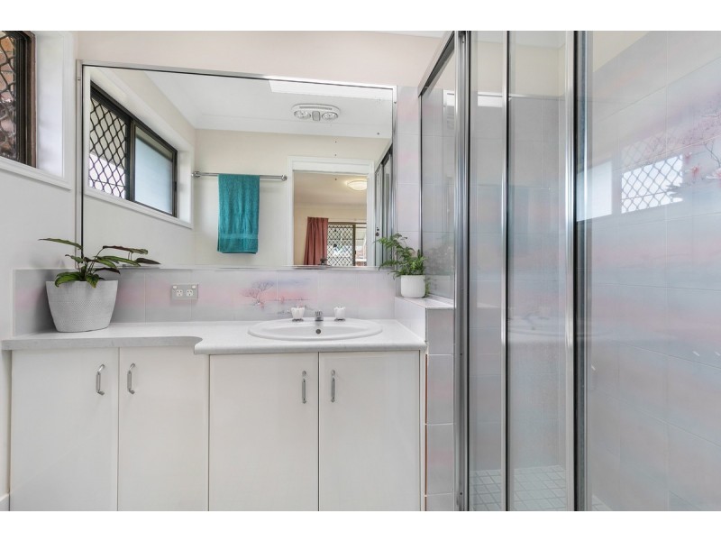 25 Ellora Street, Alexandra Hills QLD 4161