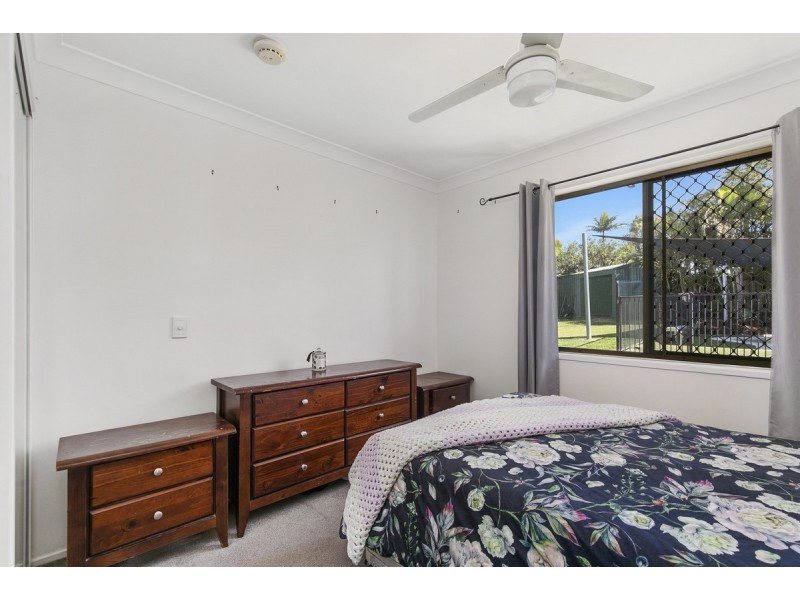 4 St Georges Court, Victoria Point QLD 4165