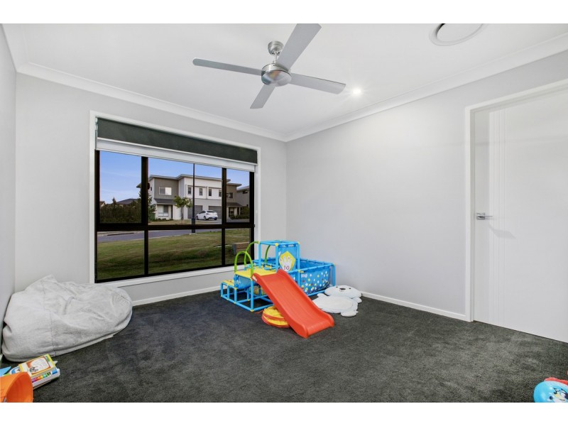 25 Highgrove Street, Thornlands QLD 4164