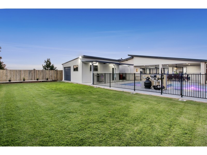 25 Highgrove Street, Thornlands QLD 4164