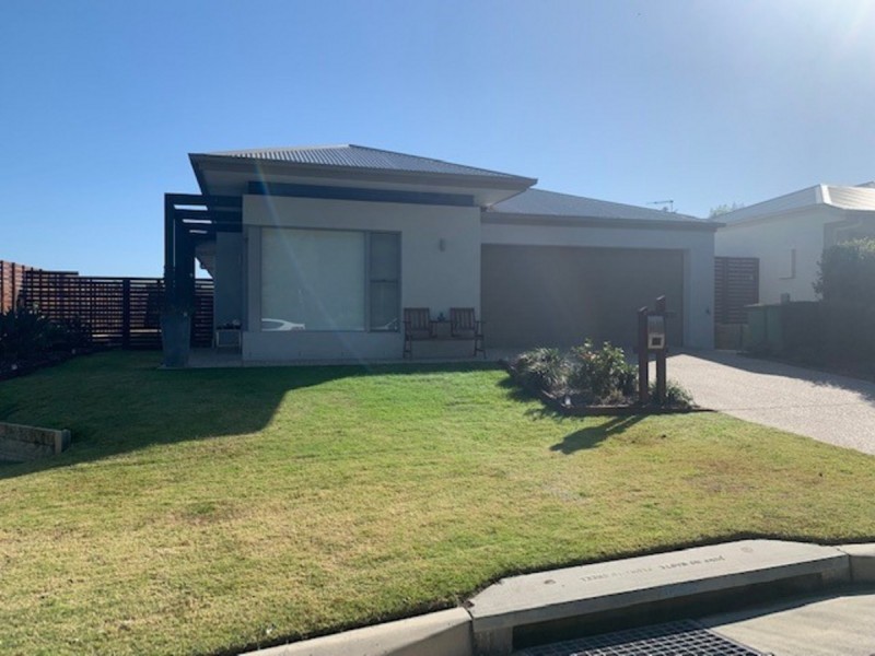 63 Ravenbourne Circuit, Capalaba QLD 4157