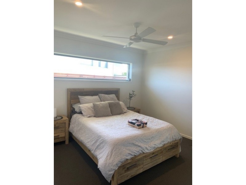 63 Ravenbourne Circuit, Capalaba QLD 4157