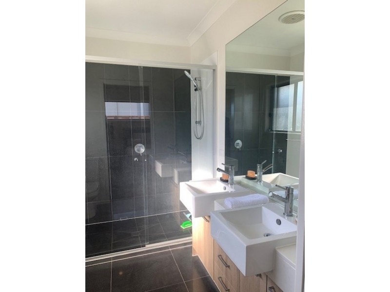 63 Ravenbourne Circuit, Capalaba QLD 4157