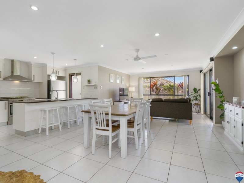 4 Torello Crescent, Victoria Point QLD 4165
