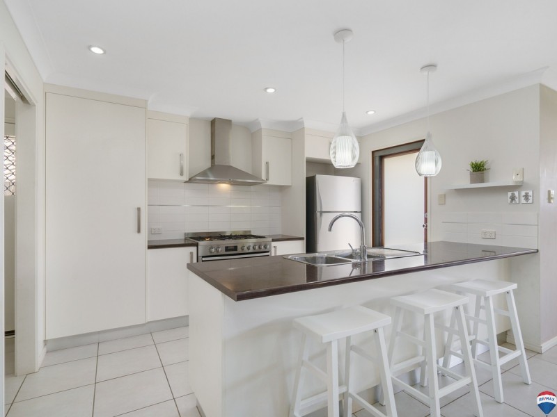 4 Torello Crescent, Victoria Point QLD 4165