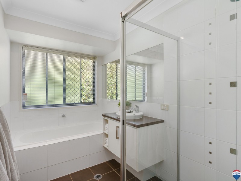 4 Torello Crescent, Victoria Point QLD 4165