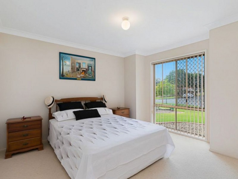 8 Amelia Place, Cleveland QLD 4163