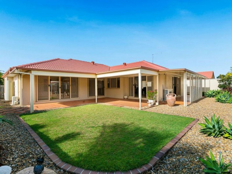8 Amelia Place, Cleveland QLD 4163