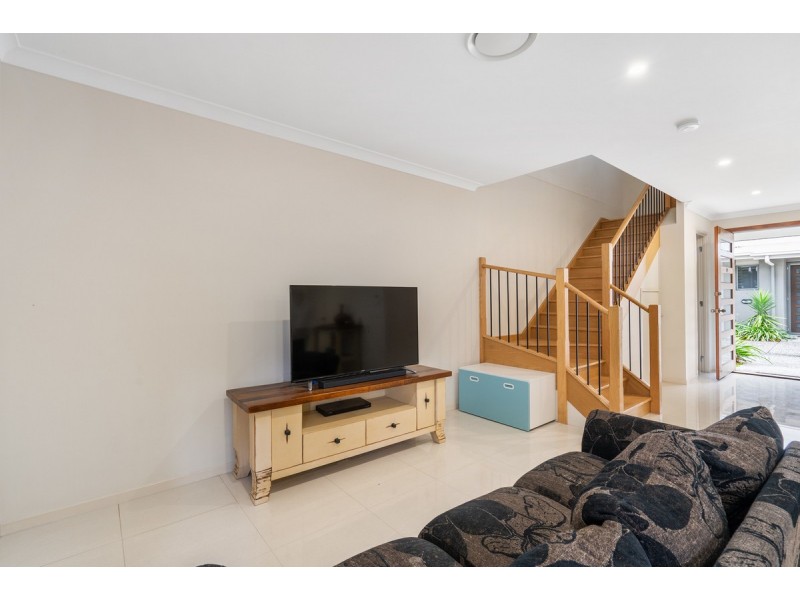 12/10-12 Bainbridge Street, Ormiston QLD 4160