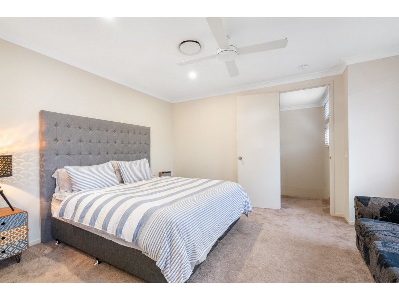 12/10-12 Bainbridge Street, Ormiston QLD 4160