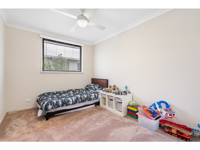 12/10-12 Bainbridge Street, Ormiston QLD 4160